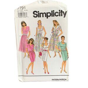 Simplicity 8791 Women's Dress Sewing Pattern Size 20-26 - uncut